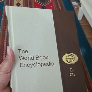 The World Book Encyclopedia Volume C-Ch